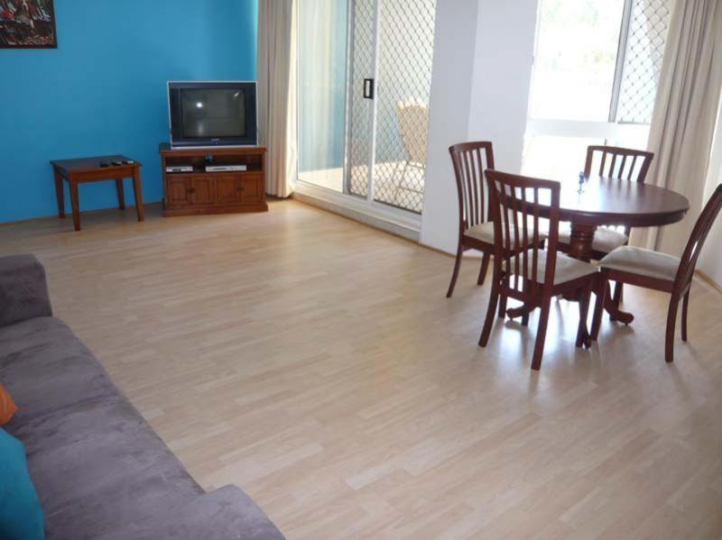 Palm Beach Holiday Resort Гоулд Коуст Стая снимка